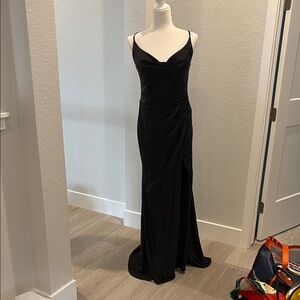 Stunning and Elegant Black Evening Gown